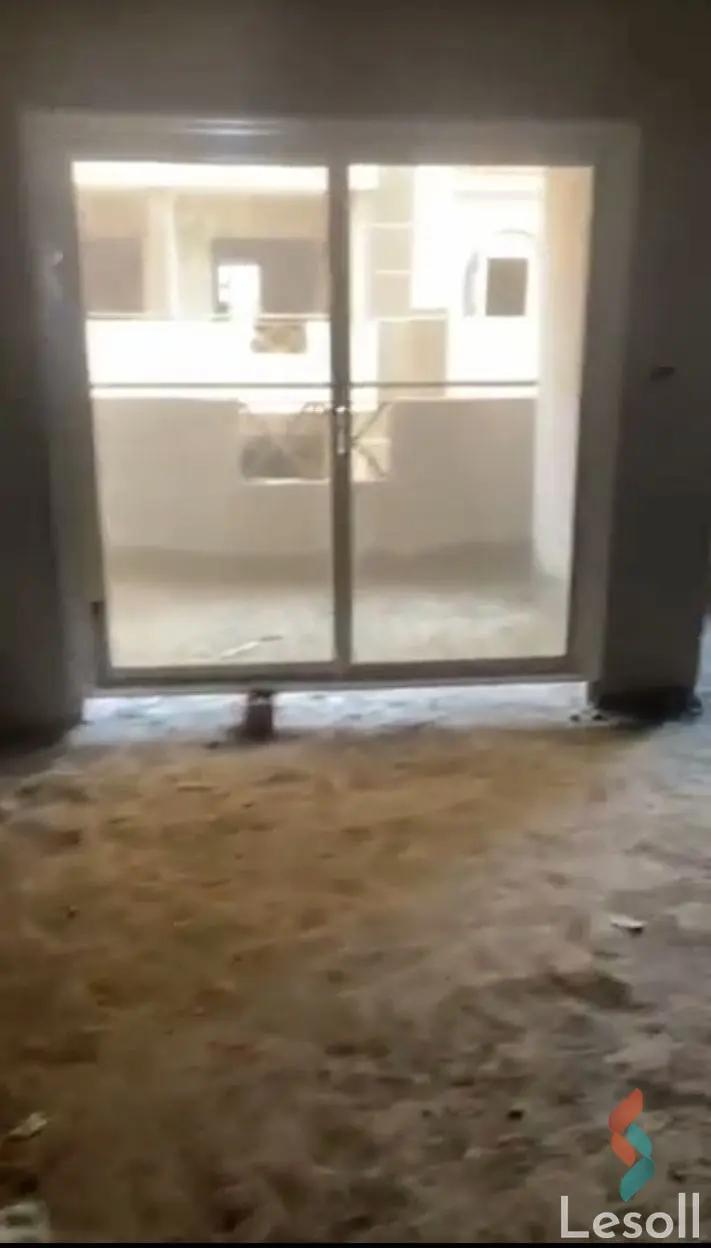 شقة للبيع بمساحة 150 متر و 3 غرف في التجمع الخامس القاهرة - صورة 4