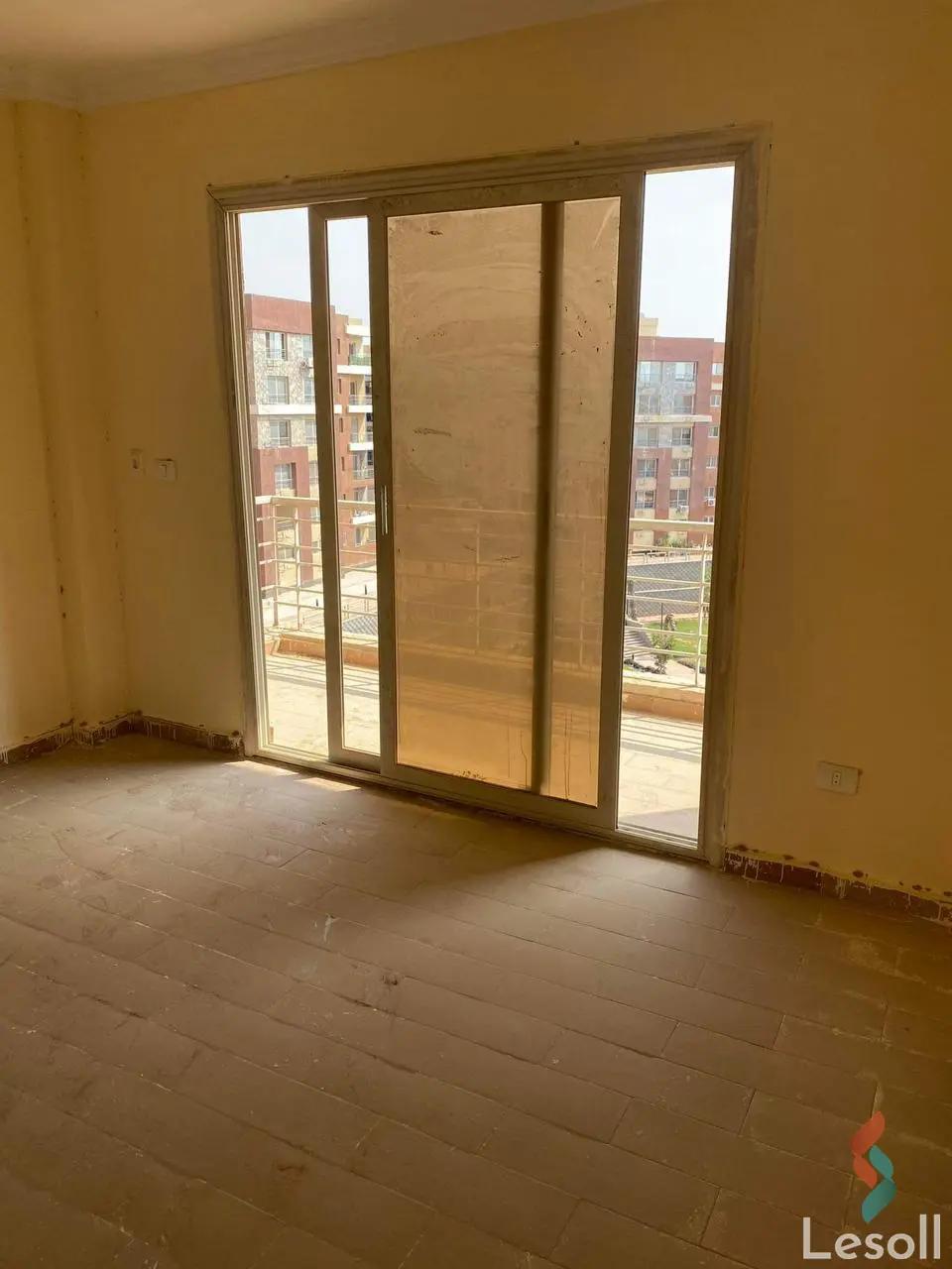 شقة للبيع بمساحة 130 متر و 3 غرف في التجمع الخامس القاهرة - صورة 2