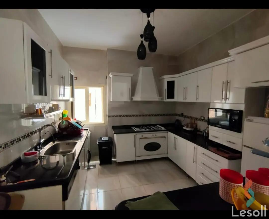 شقة للبيع بمساحة 165 متر و 3 غرف في التجمع الخامس القاهرة - صورة 3