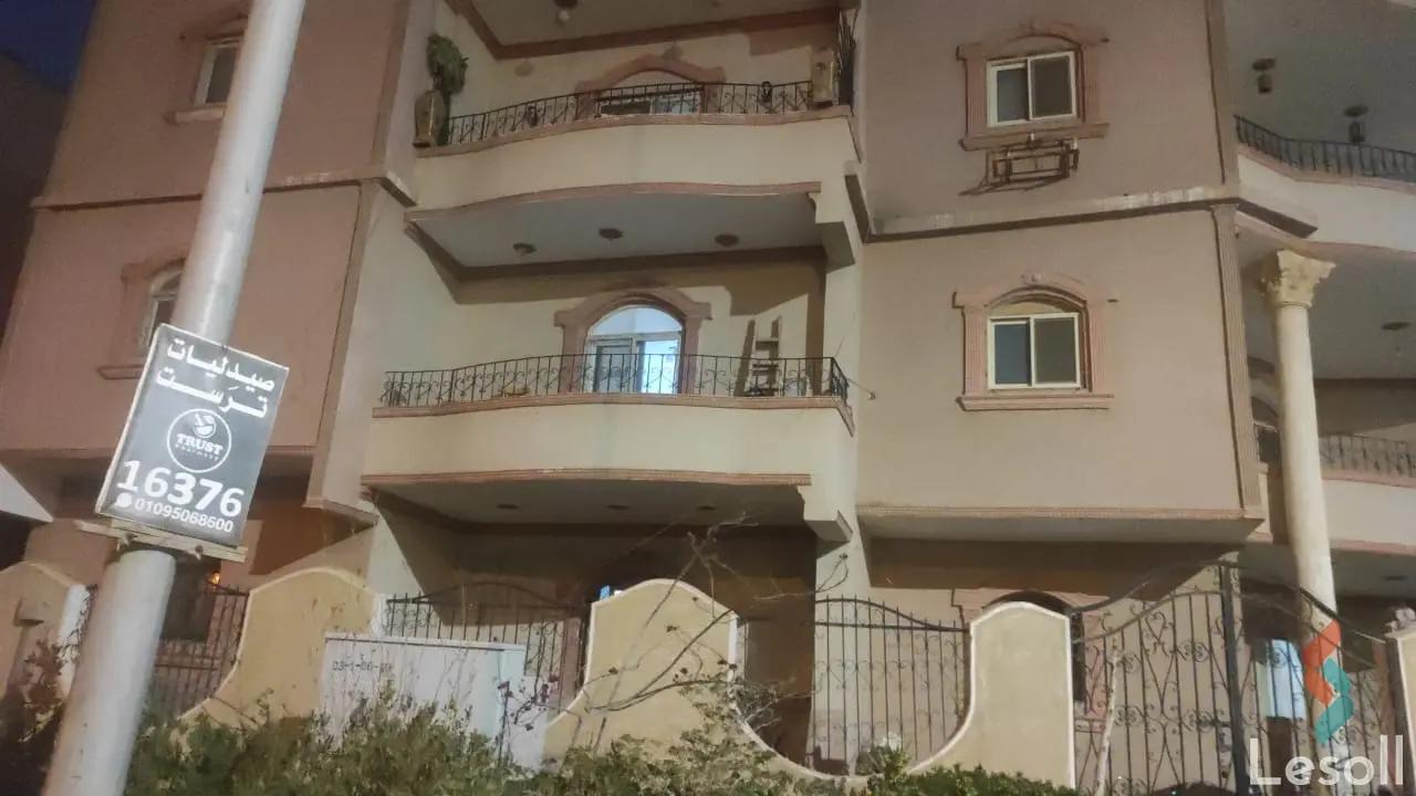 شقة للبيع بمساحة 220 متر و 3 غرف في التجمع الخامس القاهرة - صورة 3