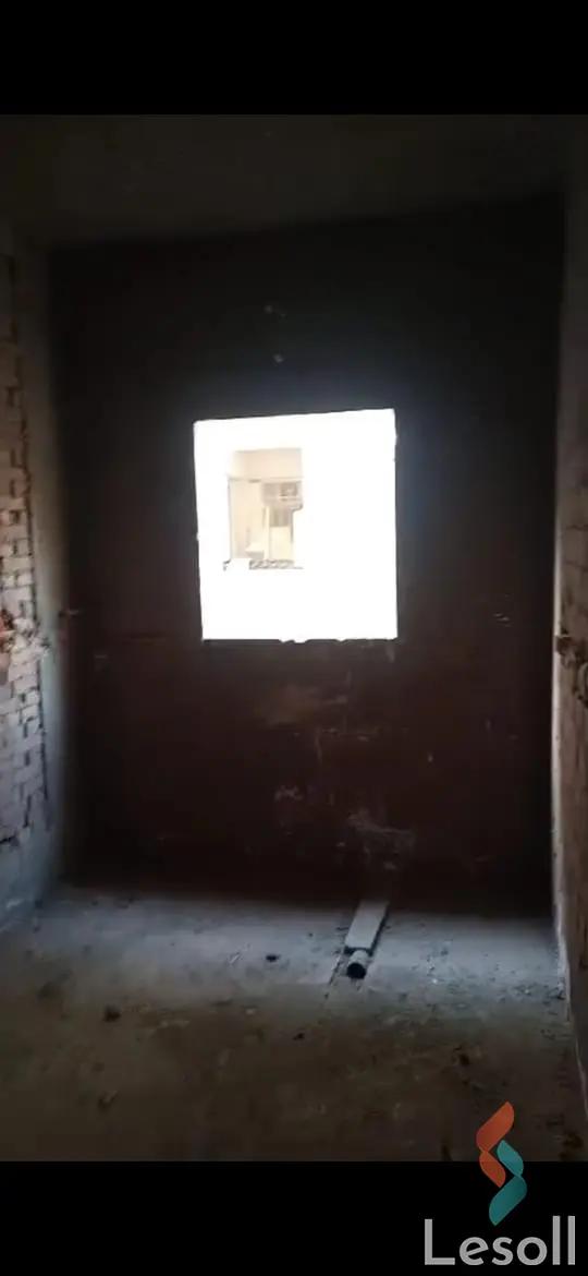 شقة للبيع بمساحة 190 متر و 3 غرف في التجمع الخامس القاهرة - صورة 2