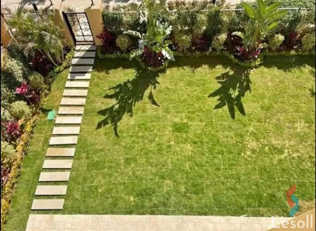 Townhouse for sale with an data.area 190 meters and 4 data.rooms in New Cairo Cairo