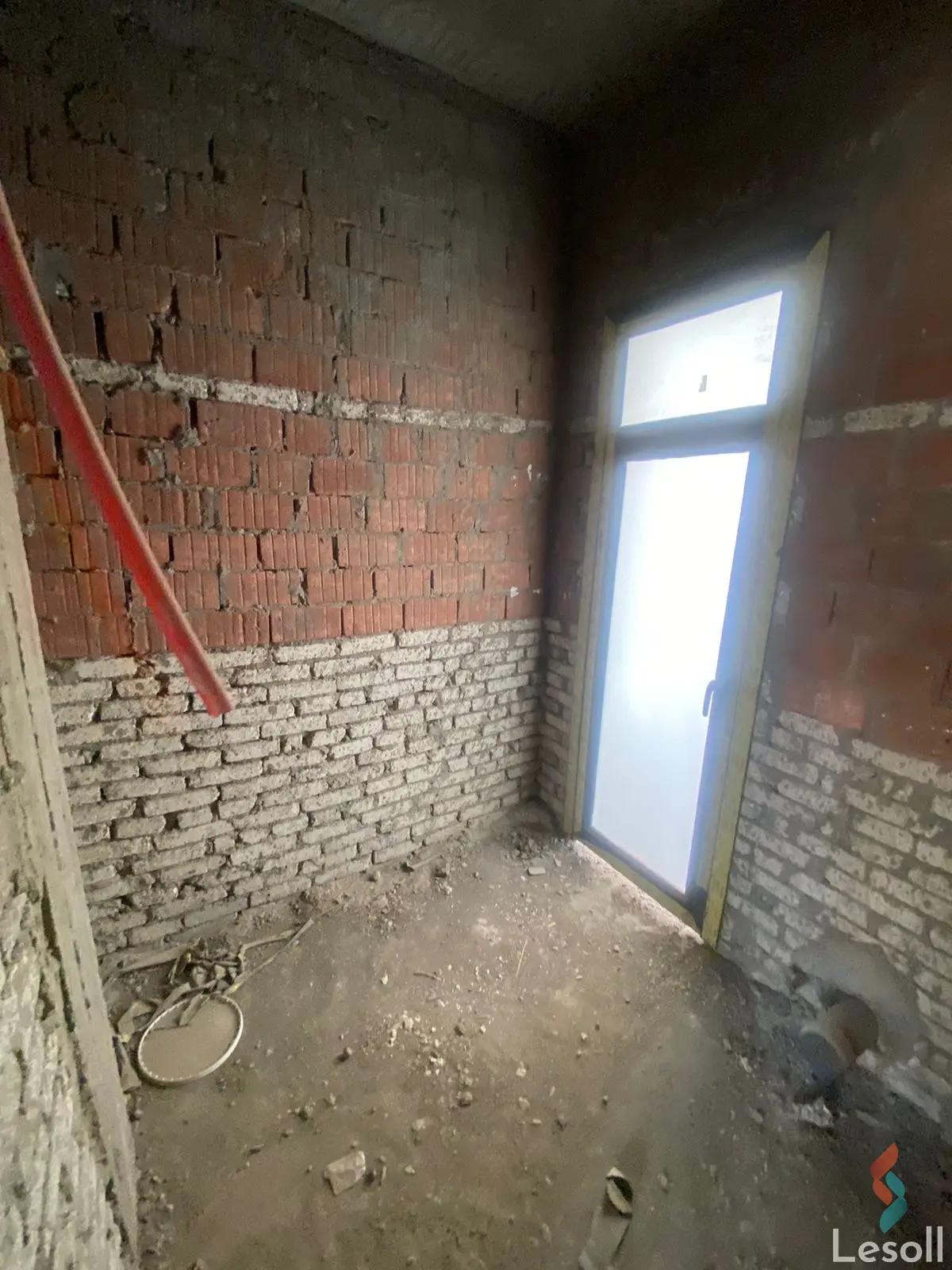 شقة للبيع بمساحة 185 متر و 3 غرف في حدائق اكتوبر الجيزة - صورة 3