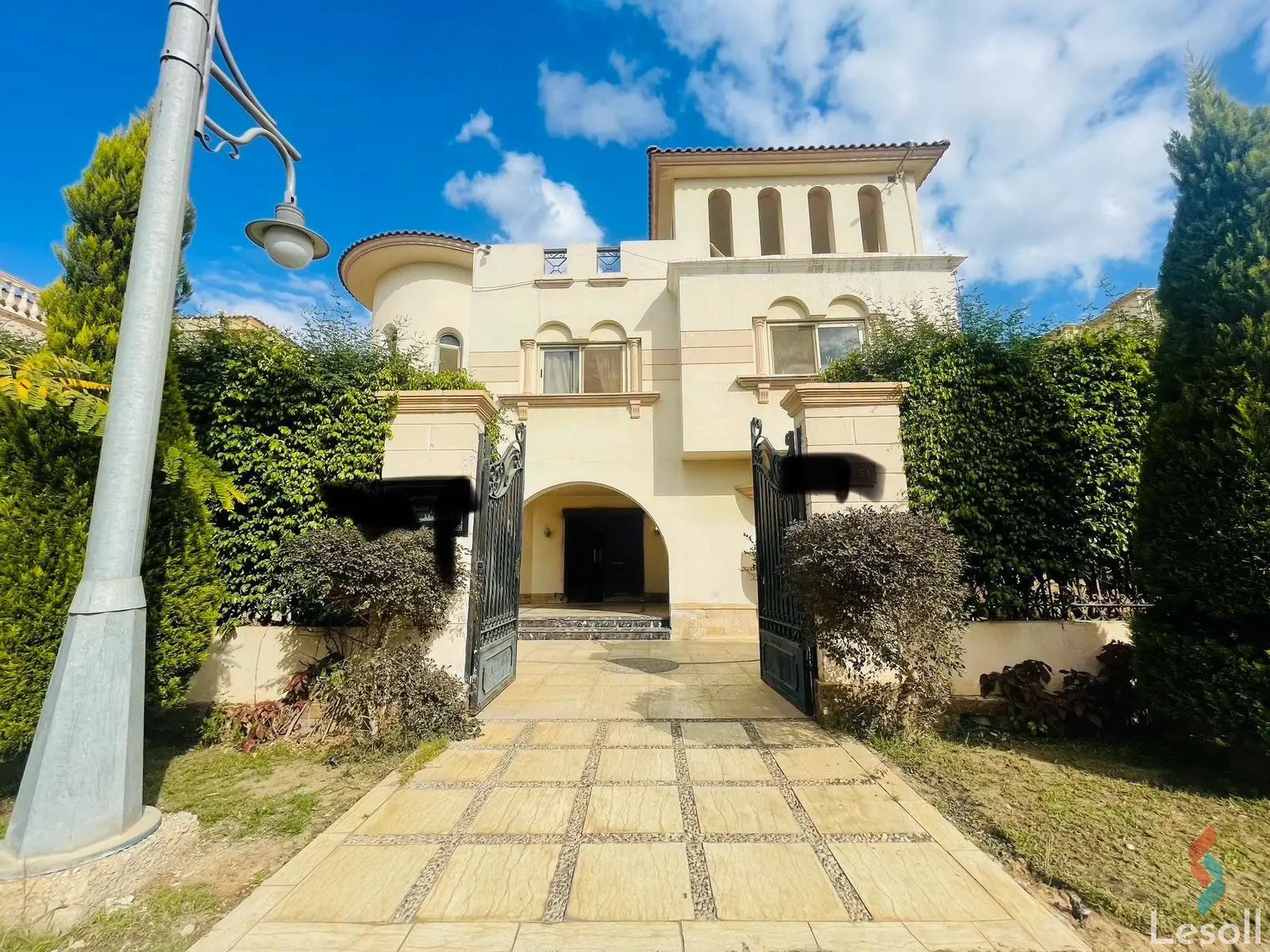 Penthouse for sale with an data.area 718 meters and 5 data.rooms in Cheikh Zayed Giza