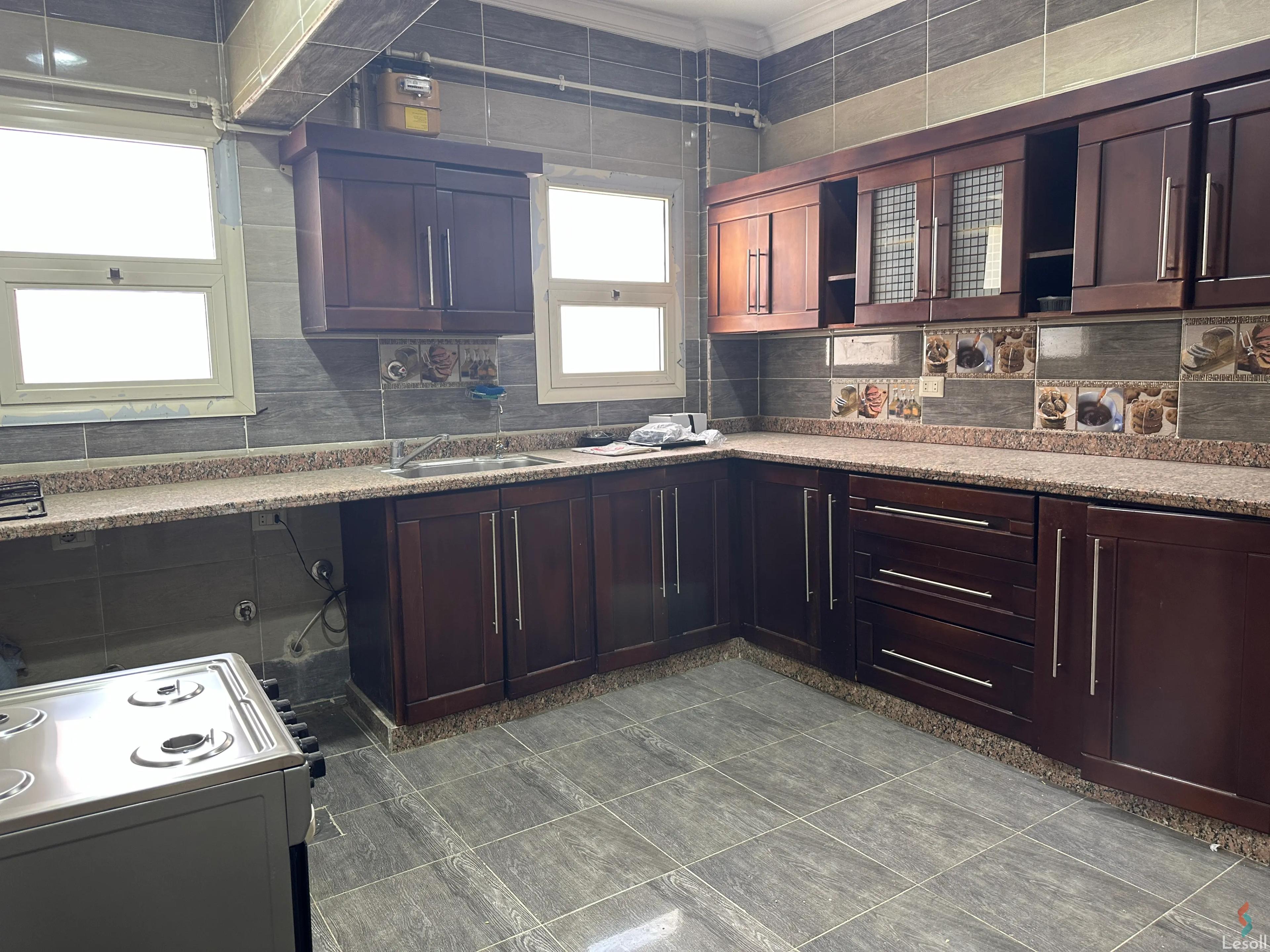 شقة للبيع بمساحة 200 متر و 3 غرف في القاهرة الجديدة القاهرة - كل الصور