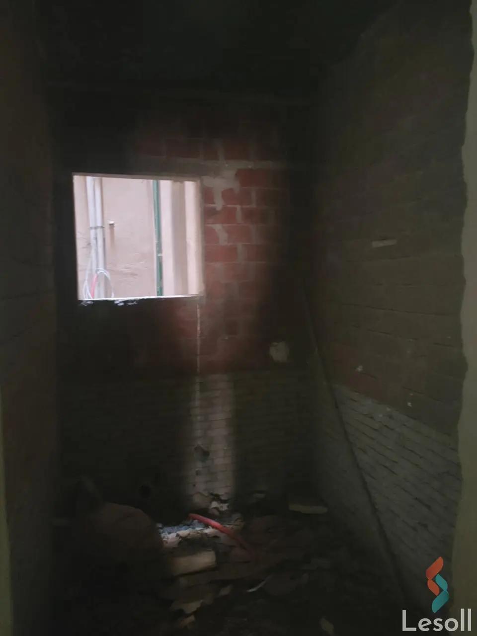 Apartment with garden for sale with an data.area 165 meters and 3 data.rooms in October 6 Giza - Image 4