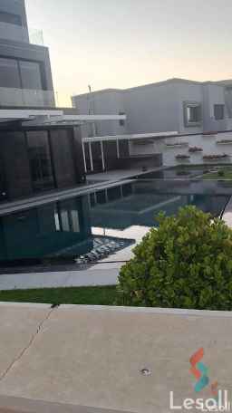 فيلا للبيع في كمبوند بالم هيلز أكتوبر