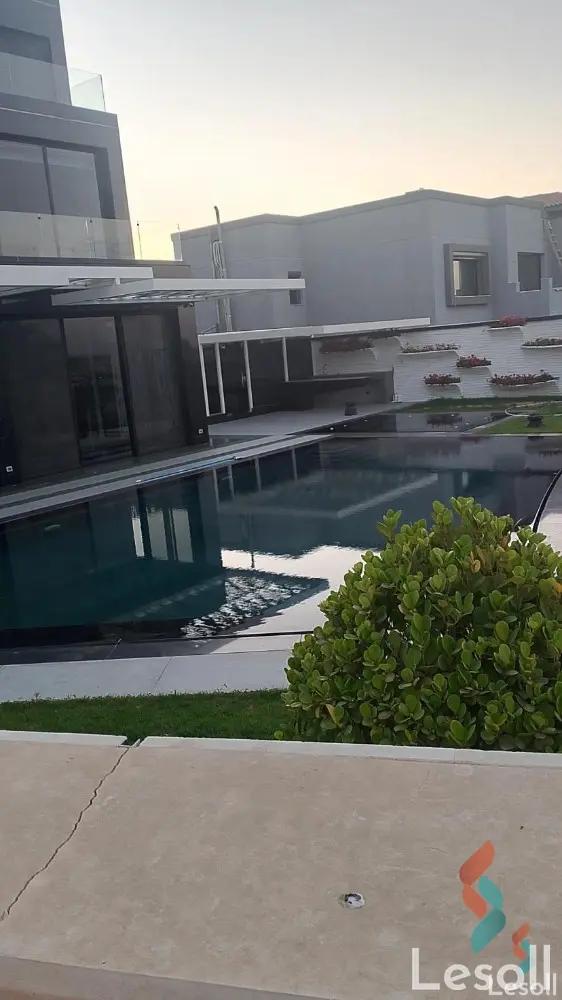 Villa for sale with an data.area 650 meters and 5 data.rooms in Heliopolis Cairo