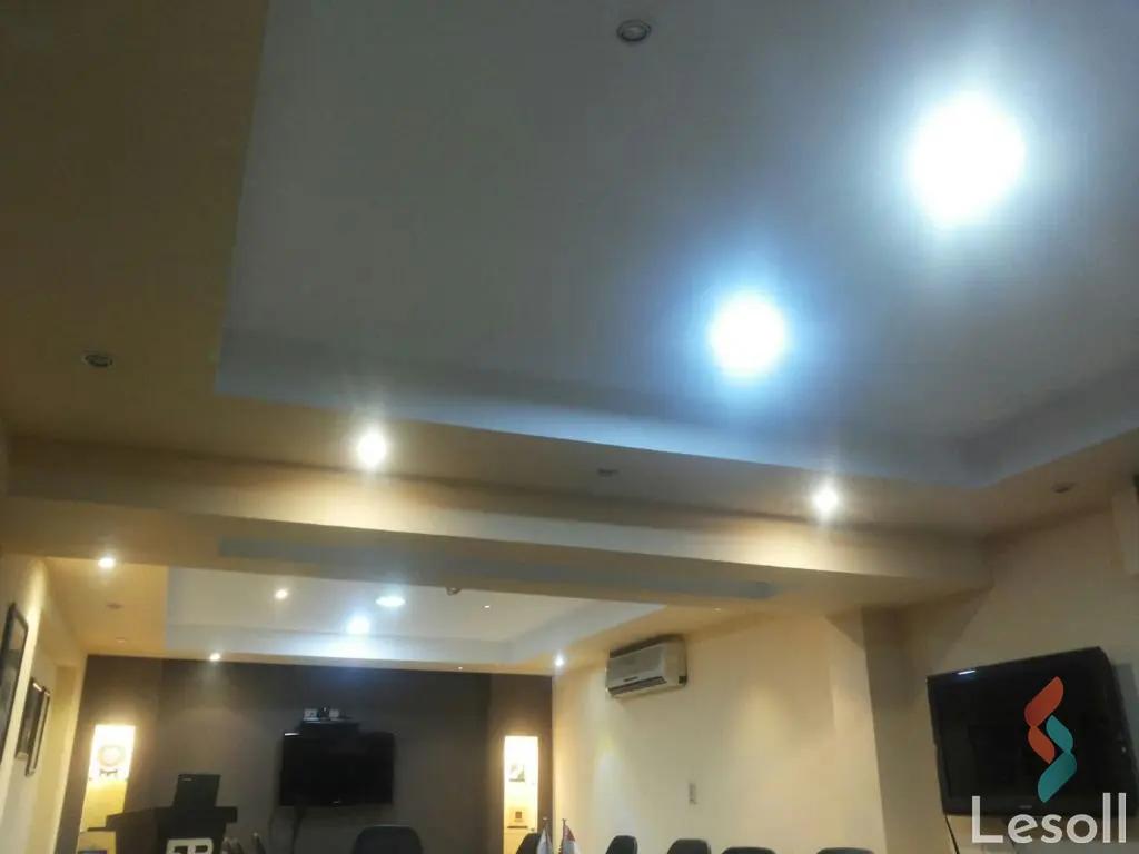 Apartment for sale with an data.area 450 meters and 9 data.rooms in Maadi Cairo