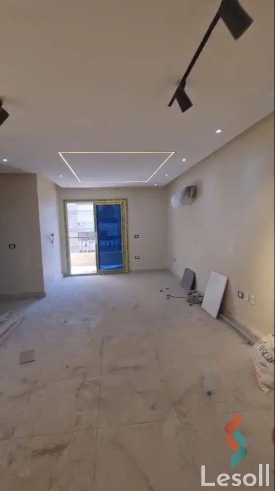 Apartment for sale with an data.area 190 meters and 3 data.rooms in Nasr City Cairo - Image 2