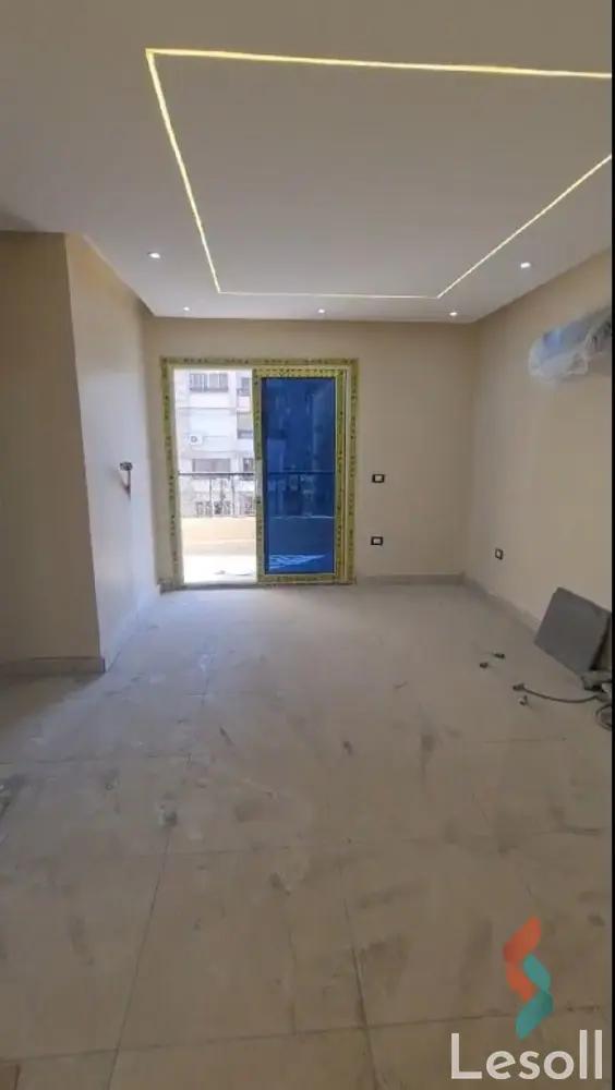 Apartment for sale with an data.area 190 meters and 3 data.rooms in Nasr City Cairo - Image 3