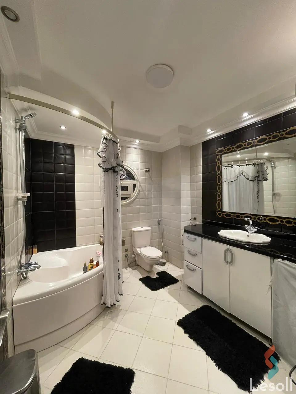 Penthouse for sale with an area 200 meters and 3 rooms in Obour Qaliubiya - All Images