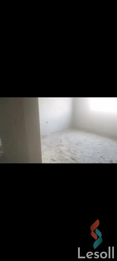 شقة للبيع بمساحة 250 متر و 3 غرف في التجمع الخامس القاهرة - كل الصور