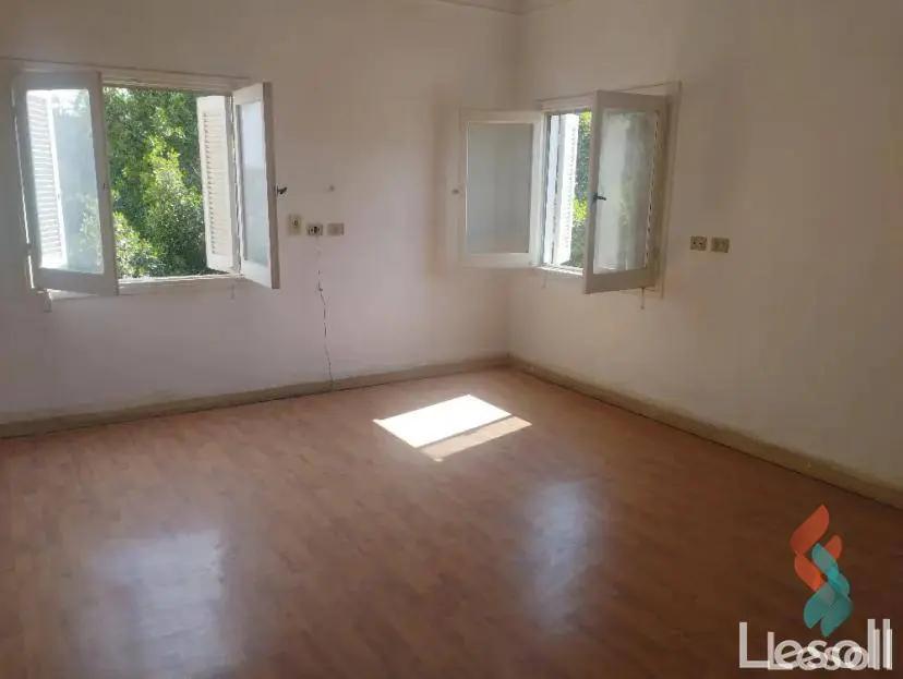 شقة للبيع بمساحة 300 متر و 5 غرف في المقطم القاهرة شقة للبيع بمساحة 300 متر و 5 غرف في المقطم القاهرة