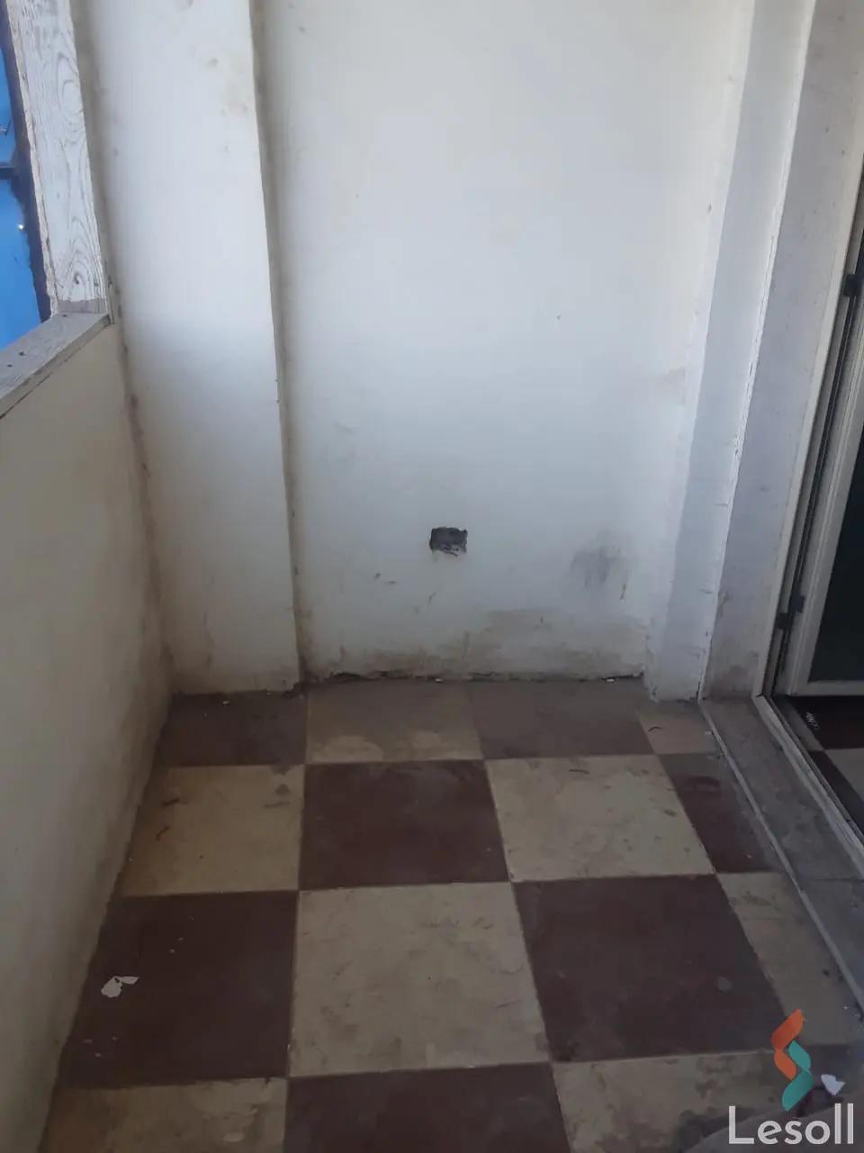 Apartment for sale with an data.area 100 meters and 2 room in Nasr City Cairo - Image 4