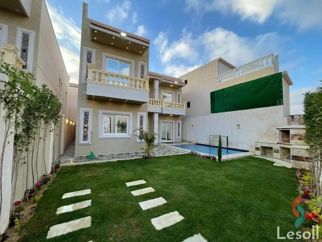 Chalet for sale with an data.area 300 meters and 4 data.rooms in Bourj Alarab Alexandria