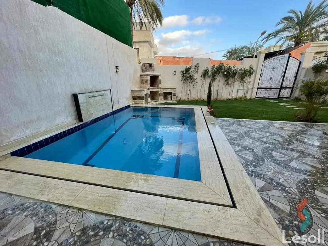 Chalet for sale with an data.area 300 meters and 4 data.rooms in Bourj Alarab Alexandria