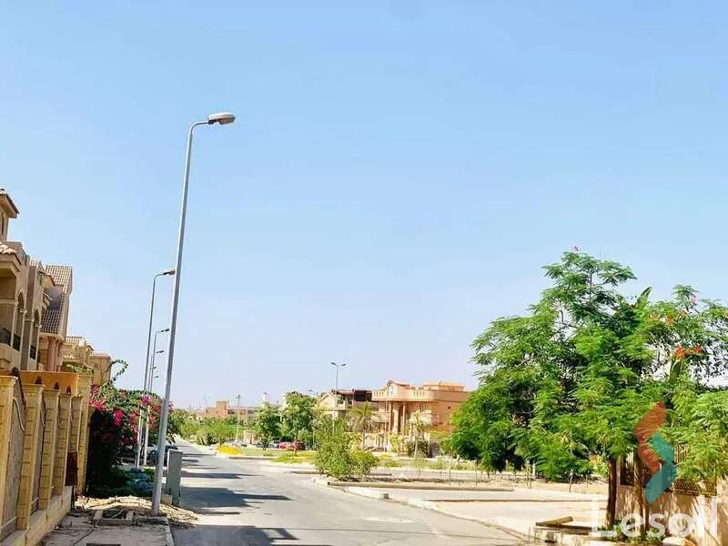 Apartment for sale with an data.area 225 meters and 4 data.rooms in Cheikh Zayed Giza - Image 3