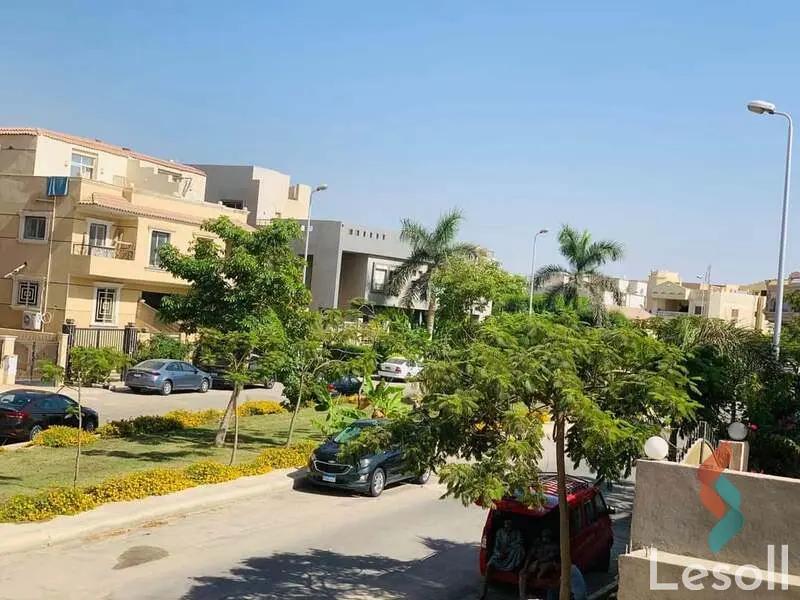 Apartment for sale with an data.area 225 meters and 4 data.rooms in Cheikh Zayed Giza - Image 2