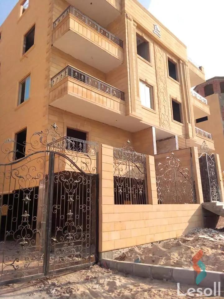 Apartment for sale with an data.area 175 meters and 3 data.rooms in Cheikh Zayed Giza - Image 2