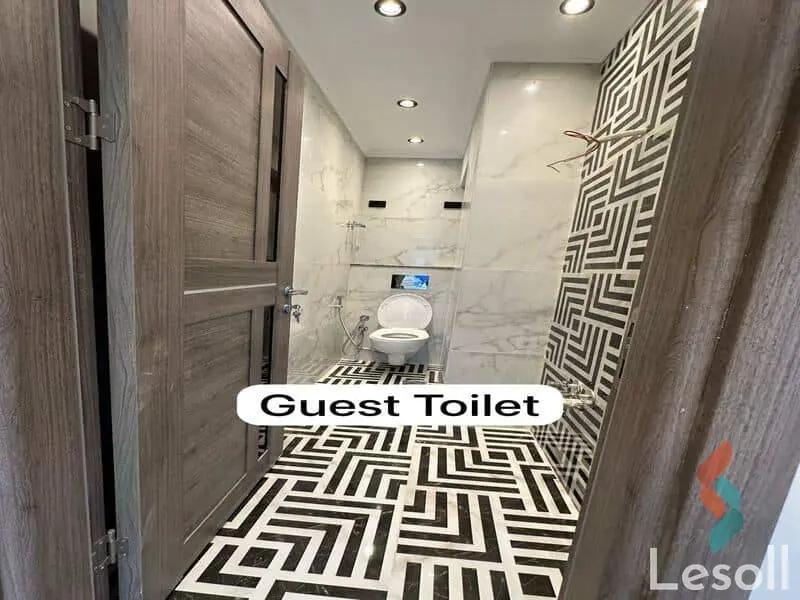 Villa for sale with an data.area 360 meters and 7 data.rooms in 5th Settlement Cairo - All Images