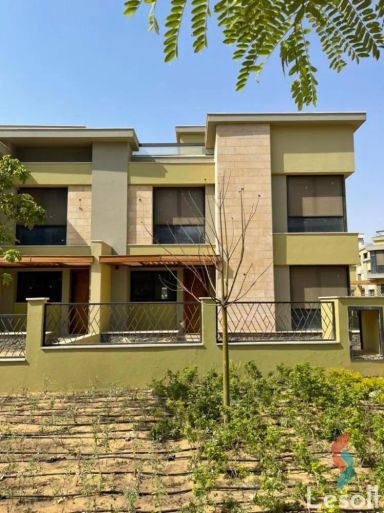 Twin house for sale with an data.area 400 meters and 6 data.rooms in 5th Settlement Cairo