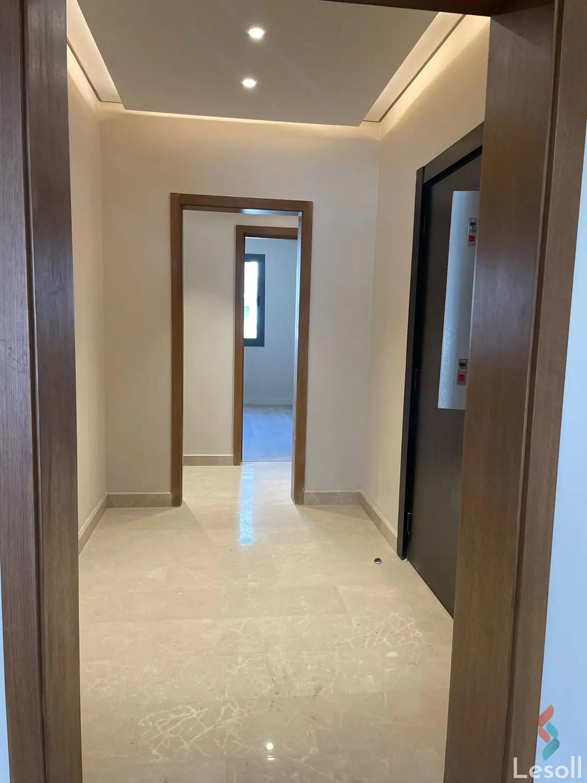 Apartment for monthly rent with an data.area 234 meters and 4 rooms in 5th Settlement Cairo - Image 3