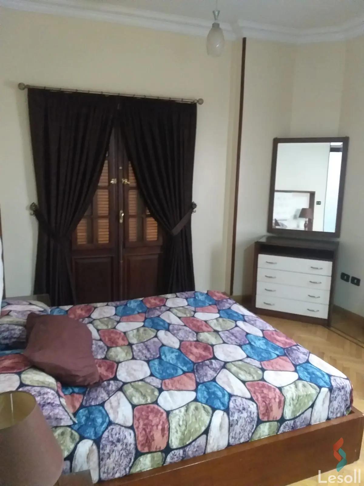 شقة للبيع بمساحة 215 متر و 3 غرف في التجمع الخامس القاهرة شقة للبيع بمساحة 215 متر و 3 غرف في التجمع الخامس القاهرة