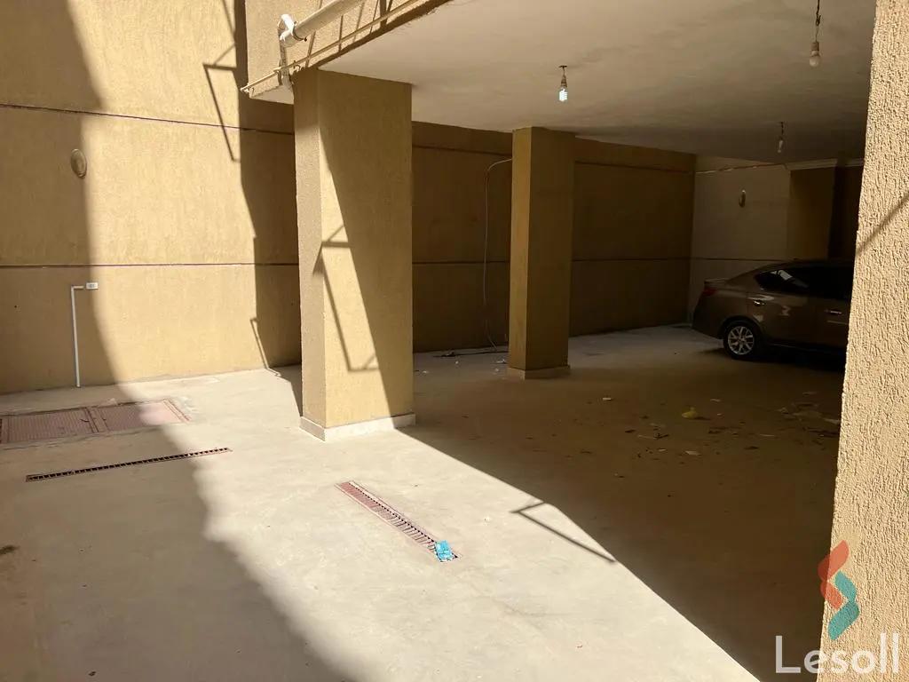 جراج للايجار الشهري بمساحة 220 متر في التجمع الخامس - القاهرة الجديدة القاهرة