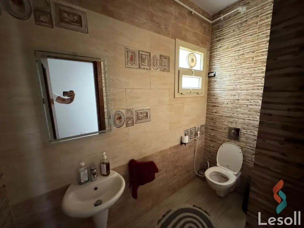 شقة للبيع بمساحة 210 متر و 3 غرف في التجمع الخامس القاهرة - صورة 3