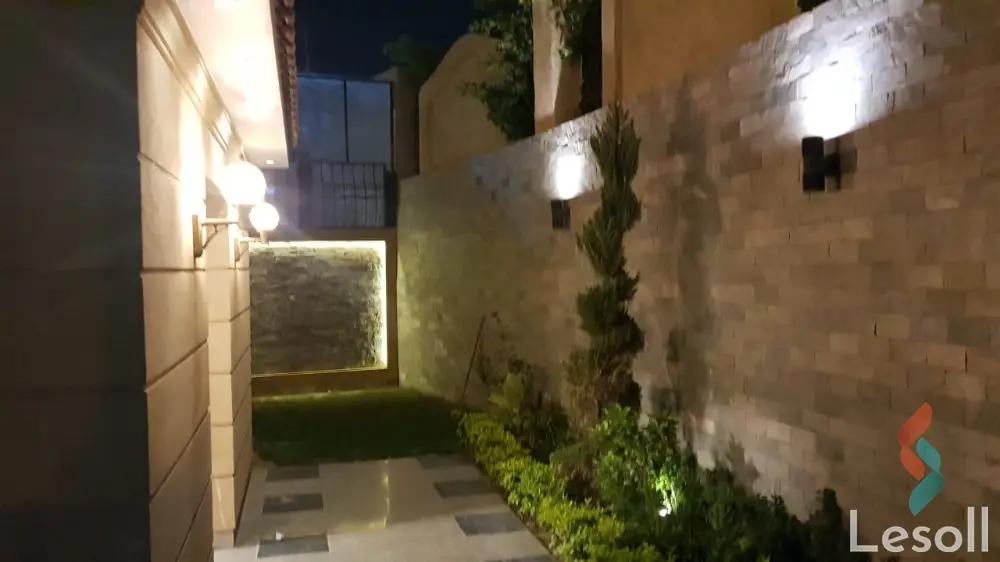 شقة للبيع بمساحة 600 متر و 3 غرف في التجمع الخامس القاهرة - صورة 2