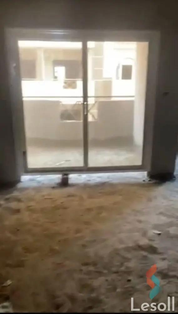 شقة للبيع بمساحة 150 متر و 3 غرف في التجمع الخامس القاهرة - صورة 3