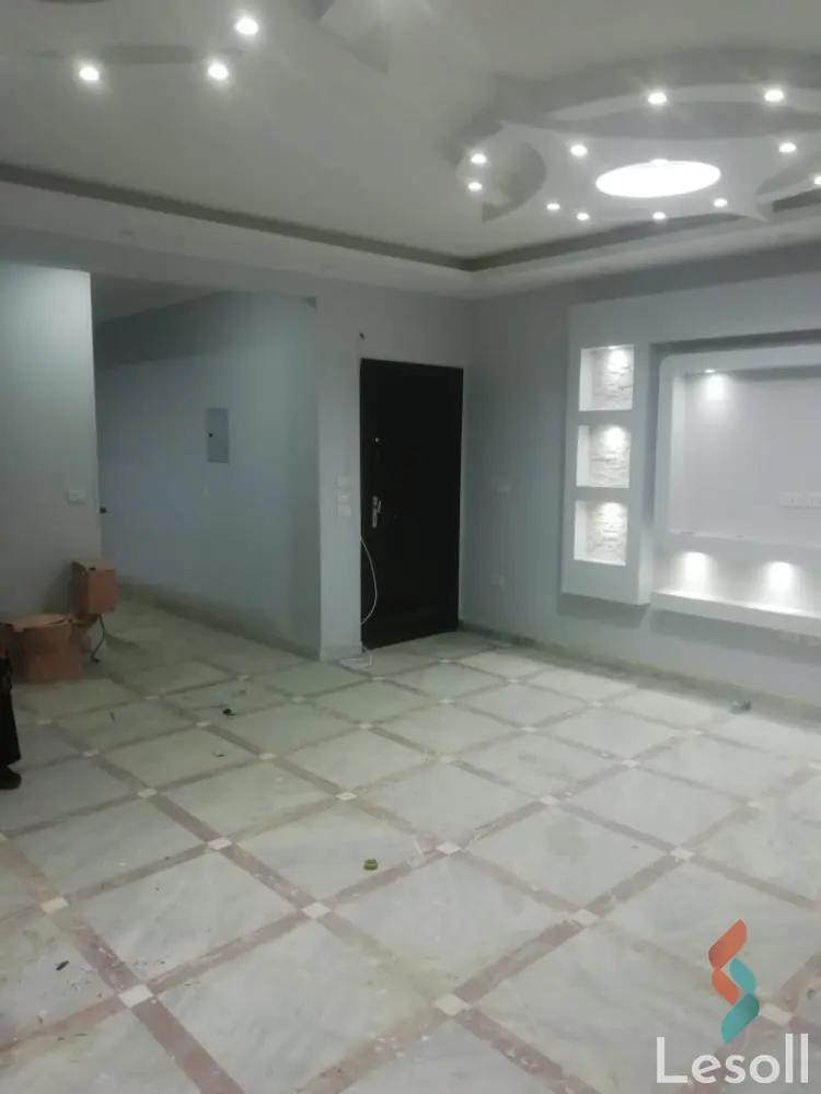 شقة للبيع بمساحة 180 متر و 3 غرف في التجمع الخامس القاهرة - صورة 4