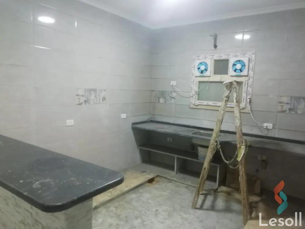 شقة للبيع بمساحة 180 متر و 3 غرف في التجمع الخامس القاهرة - صورة 3