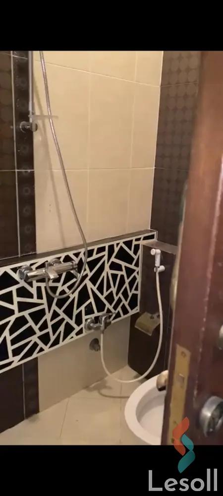 شقة للبيع بمساحة 210 متر و 3 غرف في التجمع الخامس القاهرة - صورة 2