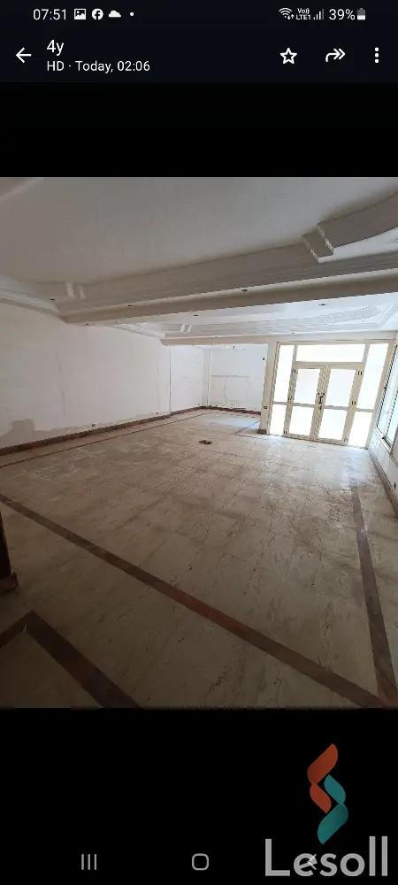 شقة للبيع بمساحة 360 متر و 3 غرف في التجمع الخامس القاهرة - صورة 2