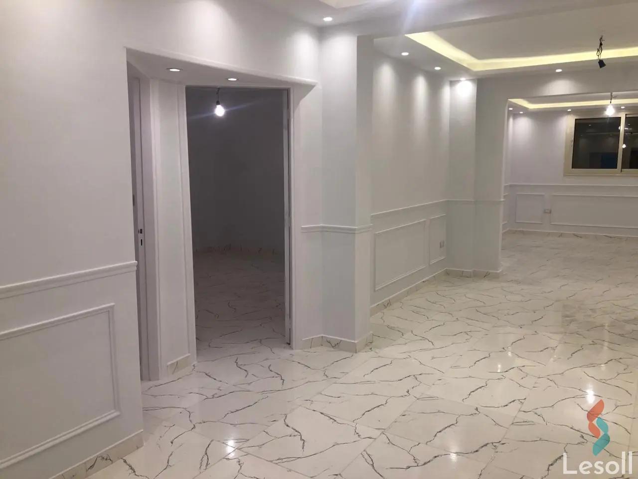 Apartment for sale with an data.area 135 meters and 3 data.rooms in Elshatby Alexandria