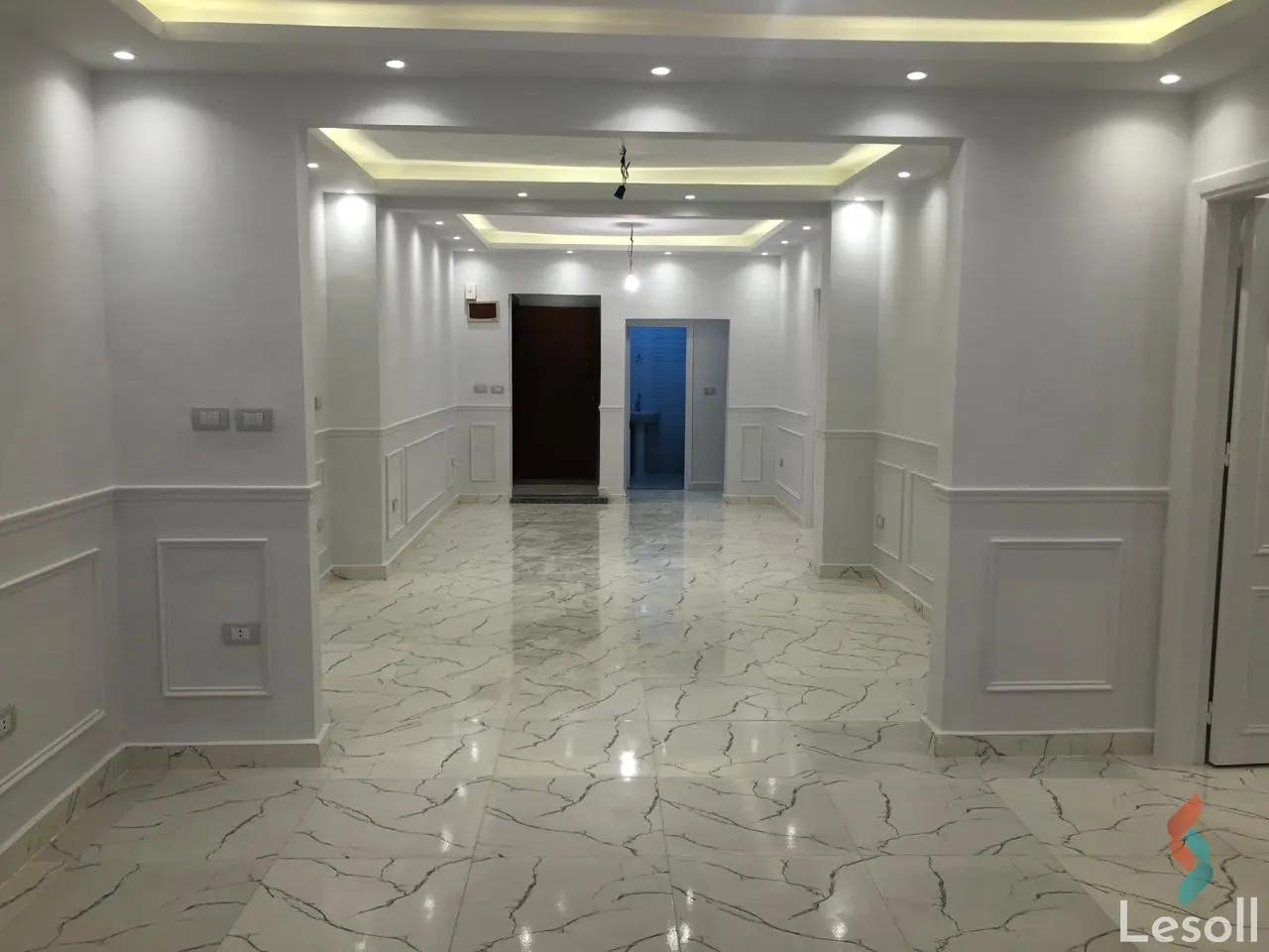 Apartment for sale with an data.area 135 meters and 3 data.rooms in Elshatby Alexandria