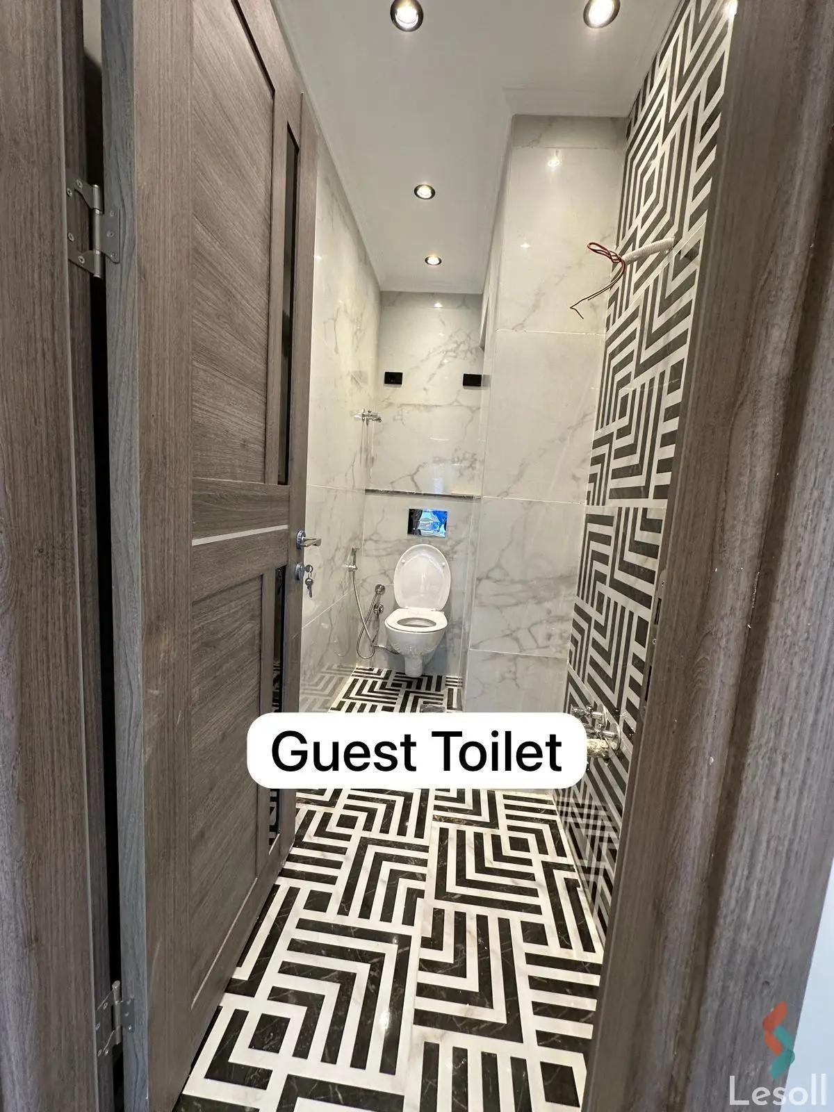 دوبلكس للبيع بمساحة 211 متر و 3 غرف في التجمع الخامس القاهرة