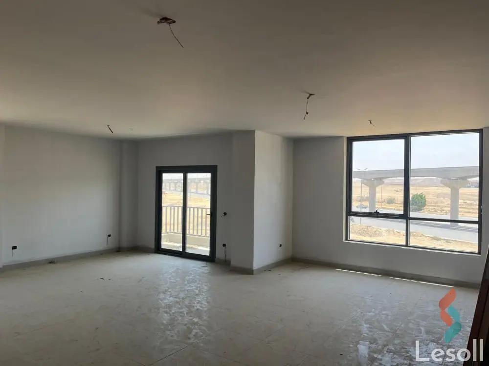 شقة للبيع بمساحة 240 متر و 3 غرف في التجمع الخامس القاهرة - صورة 4