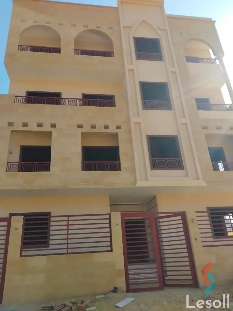 شقة للبيع بمساحة 135 متر و 3 غرف في التجمع الخامس القاهرة - صورة 3