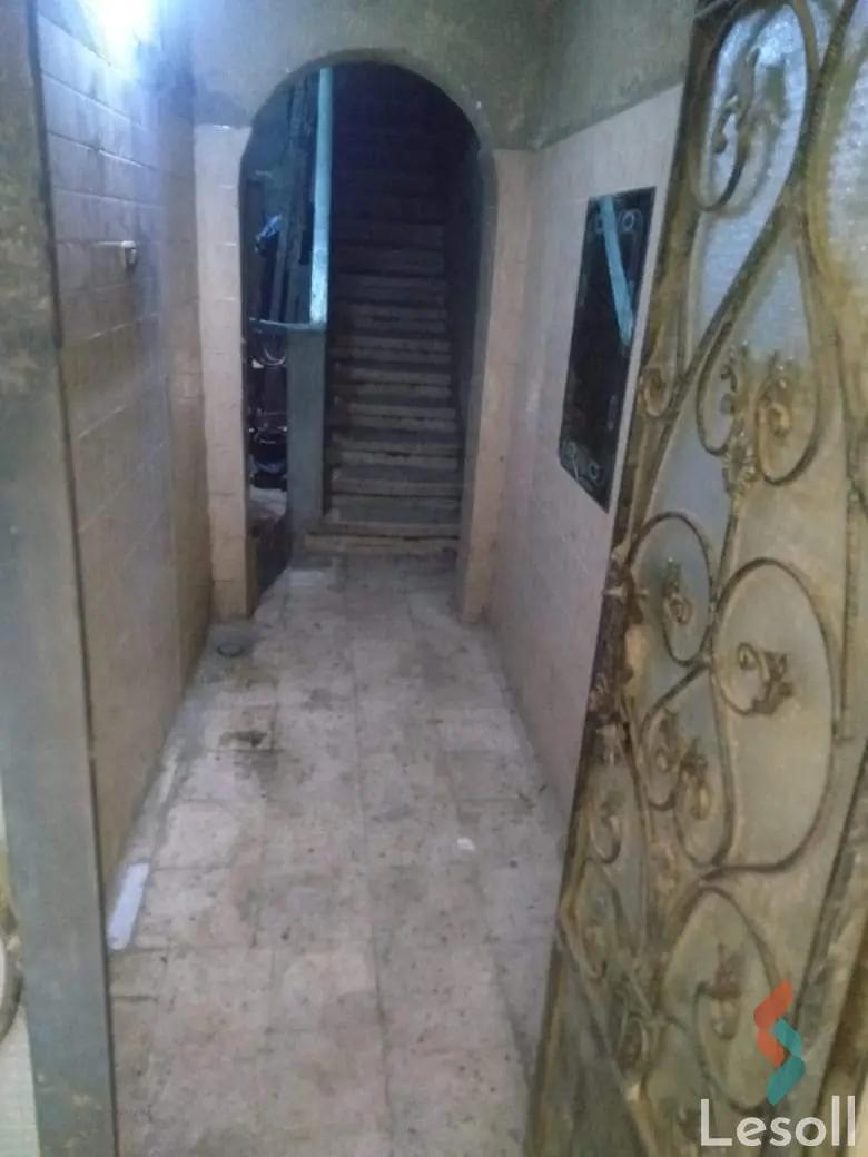 Building for sale with an data.area 100 meters and 4 data.rooms in Boulaq Dakrour Giza