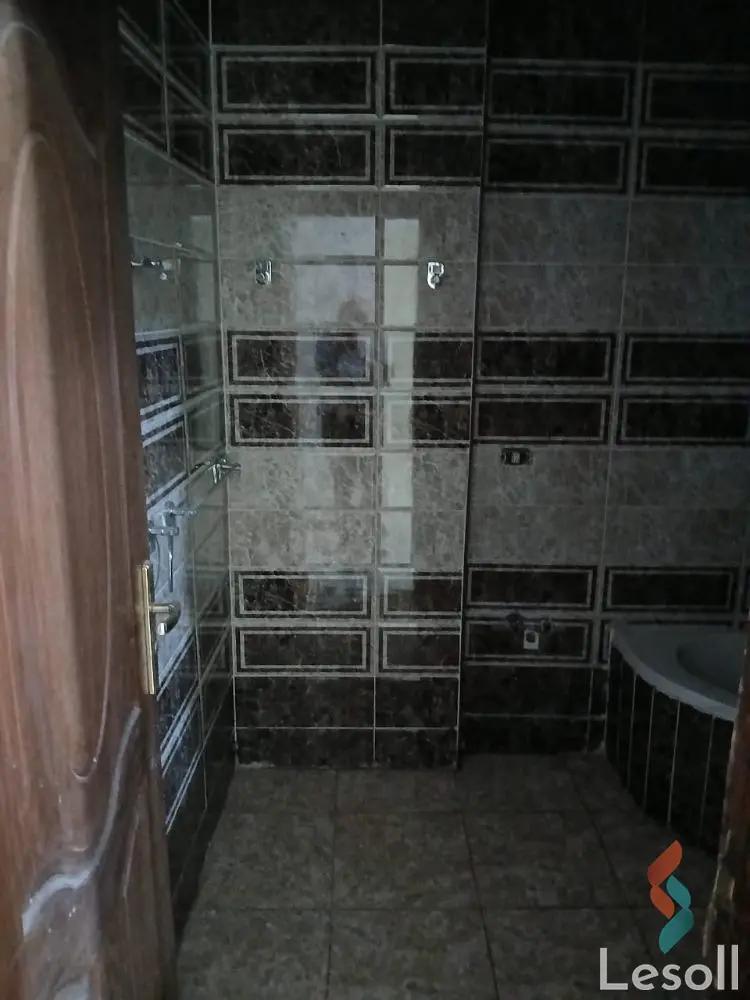 Office for yearly rent with an data.area of 140 meters in Hadayek Alahram Giza