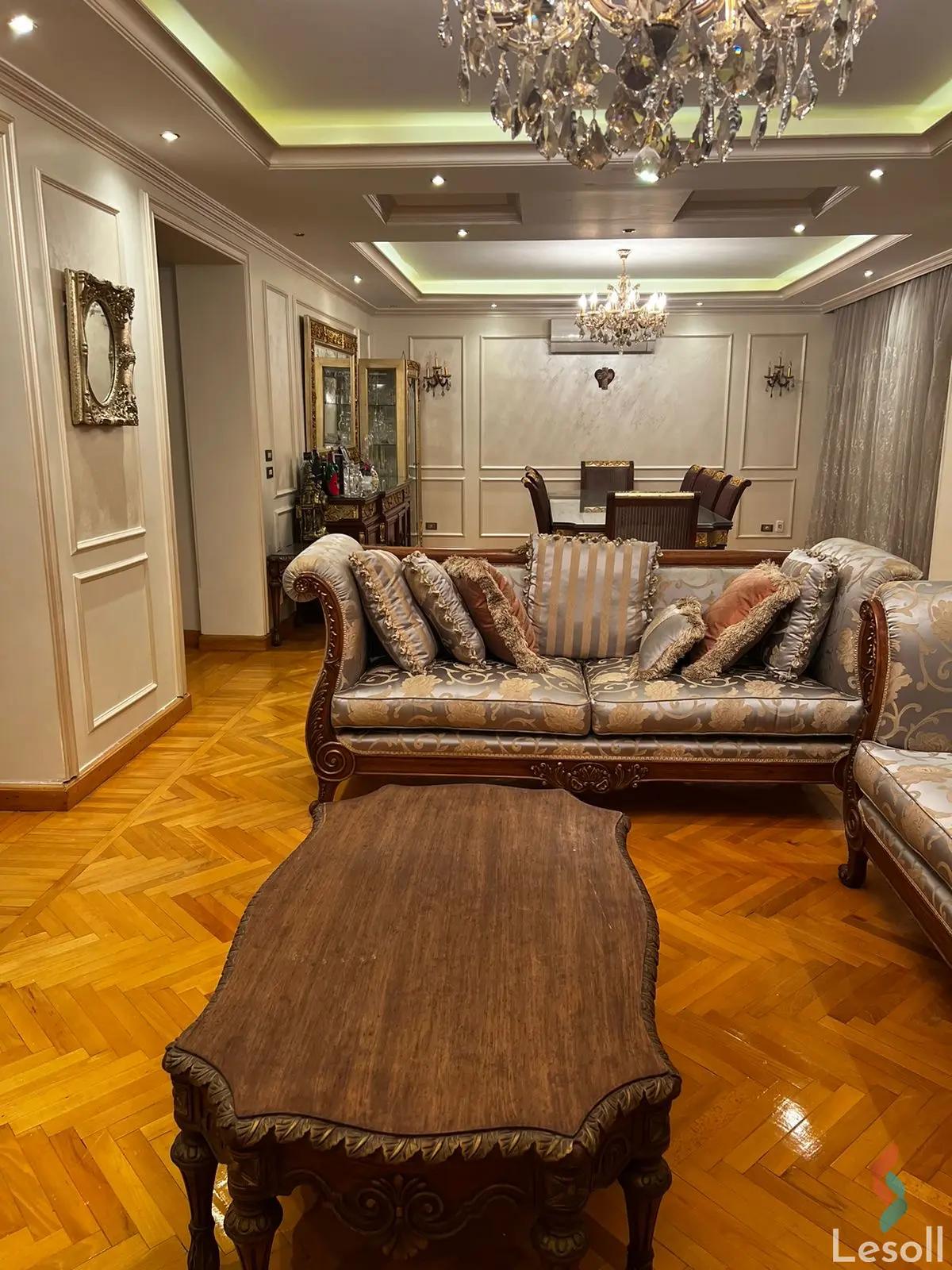 شقة للبيع بمساحة 400 متر و 4 غرف في مدينة نصر القاهرة