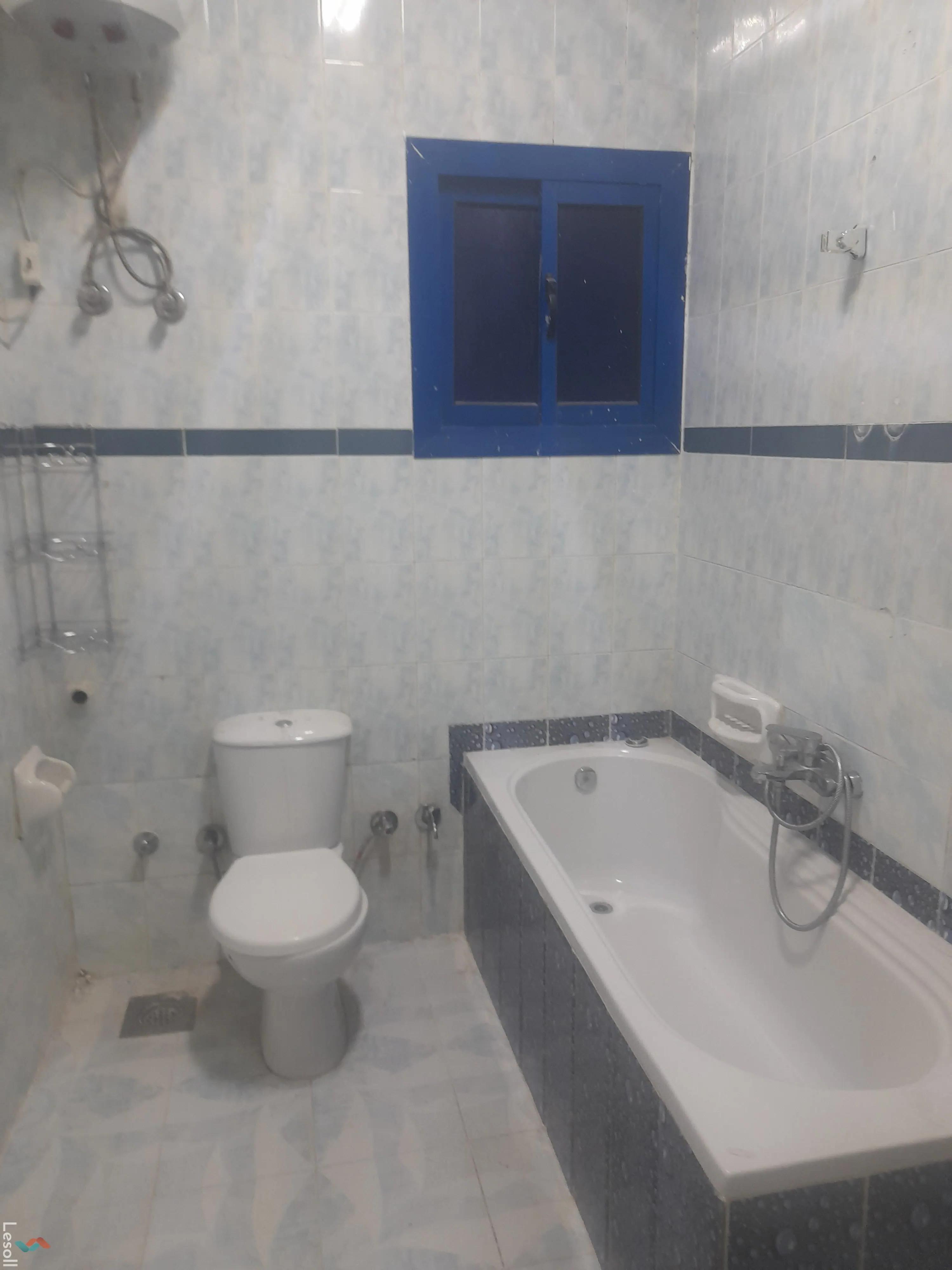 شقة للبيع بمساحة 82 متر و غرفتان في السويس السويس