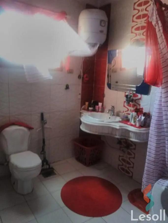 Apartment for sale with an data.area 300 meters and 4 data.rooms in Snumberi Bishr Alexandria