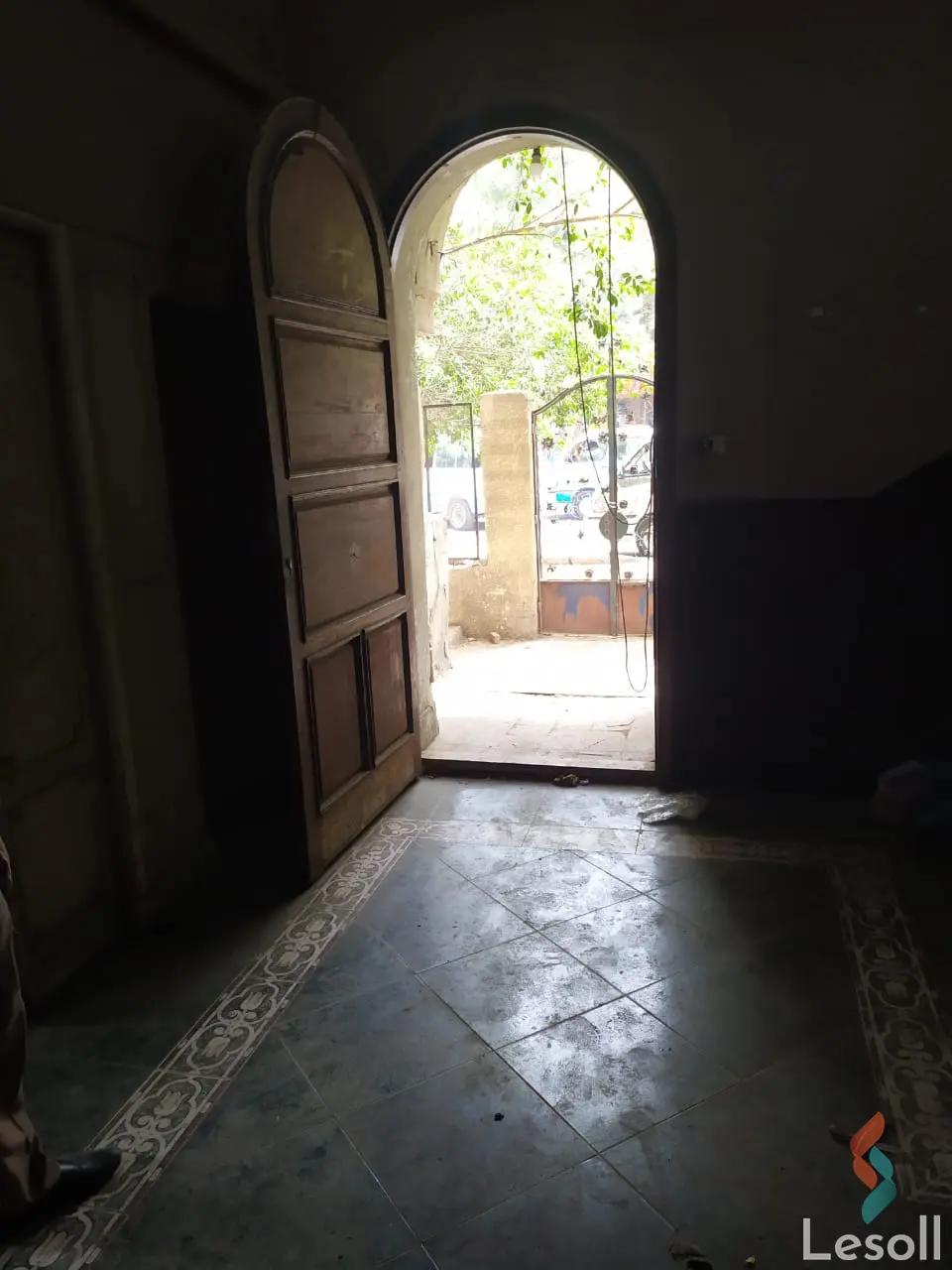 Villa for sale with an data.area 702 meters and 5 data.rooms in Maadi Cairo