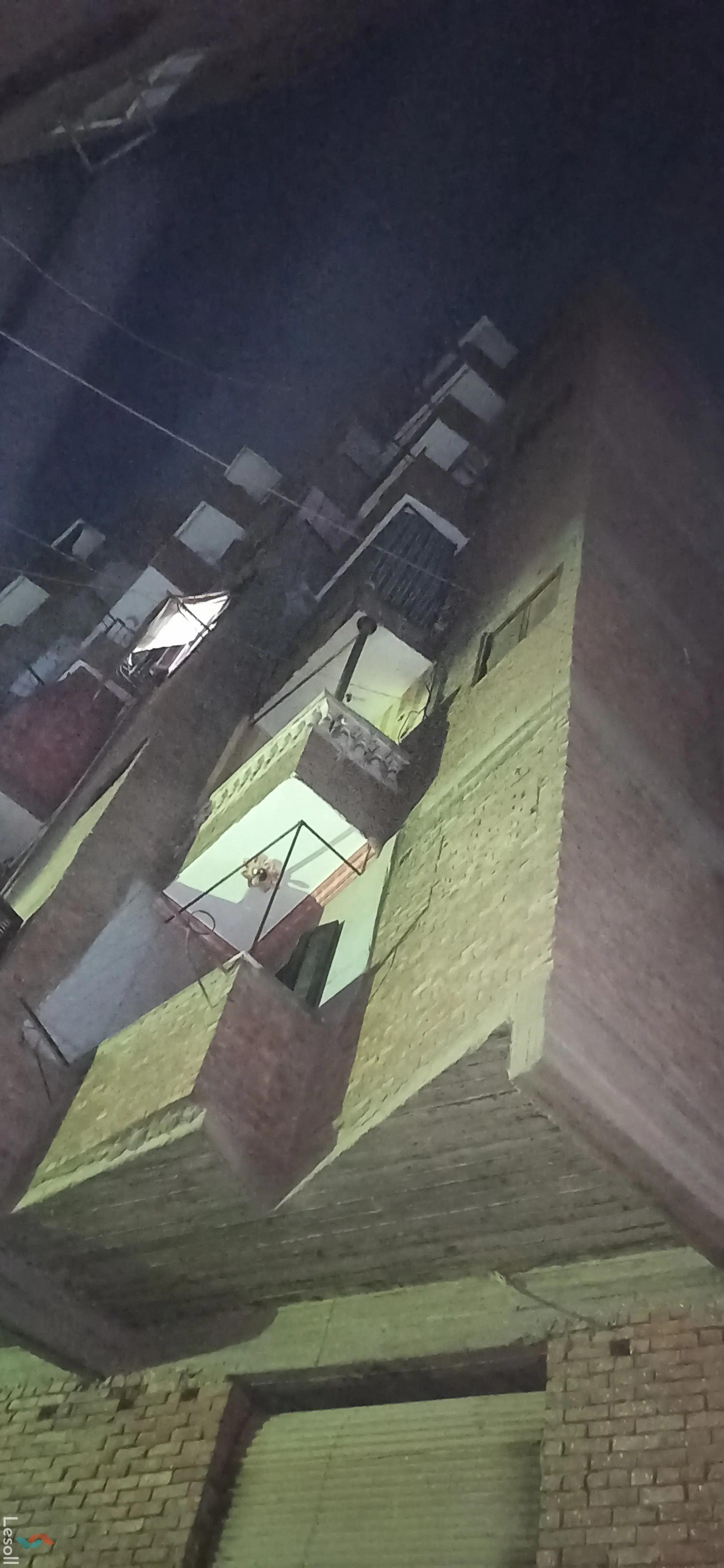 Building for sale with an data.area 130 meters and 2 room in Ezbet el Nakhl Cairo - Image 2