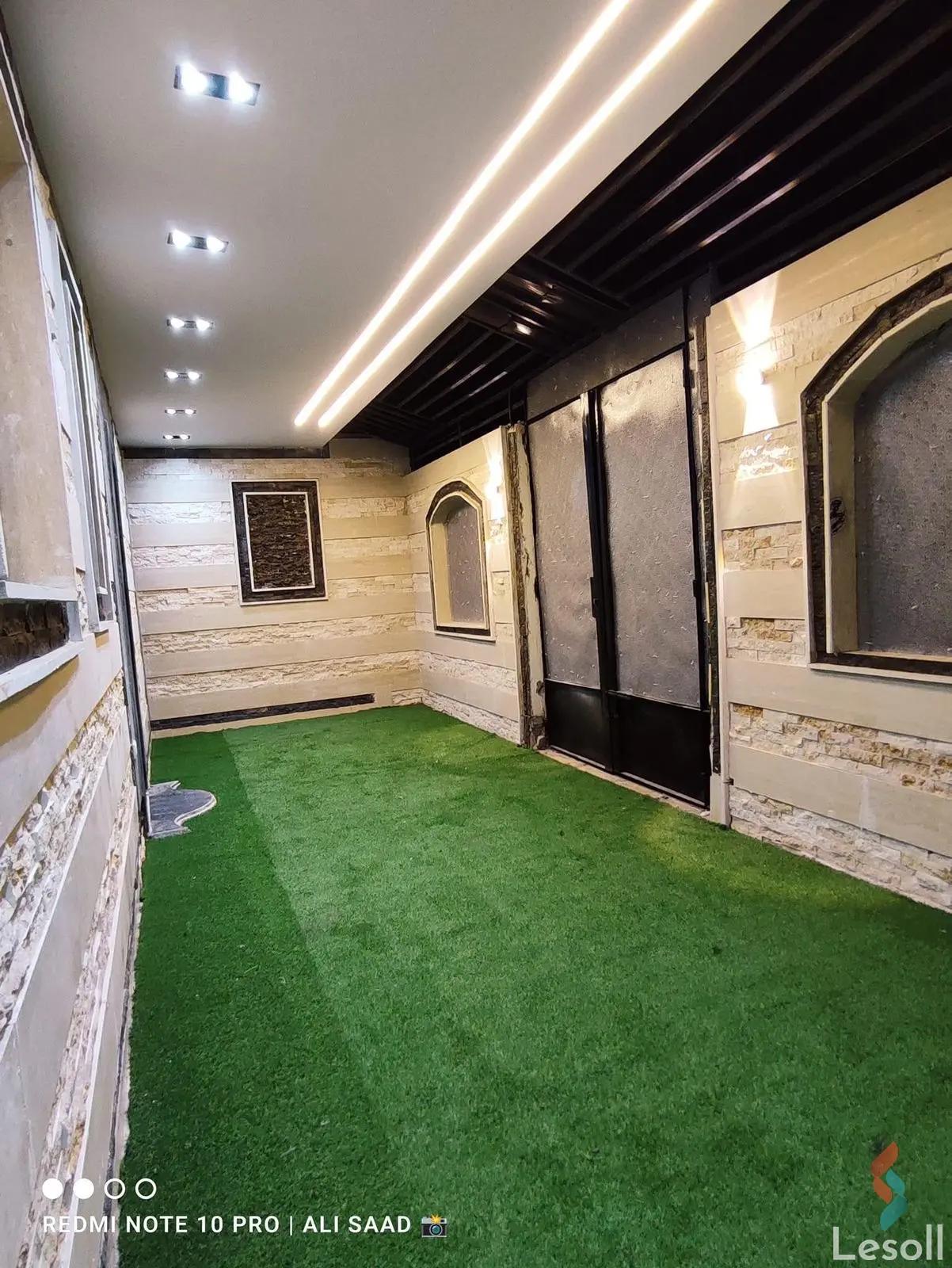 Apartment with garden for sale with an data.area 230 meters and 3 data.rooms in Hadayek Alahram Giza