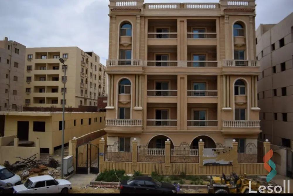 شقة للبيع بمساحة 180 متر و 3 غرف في المقطم القاهرة - صورة 2